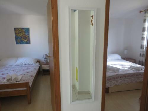 Soline Beach Apartments
