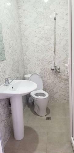 Hostal Guga's Guest House