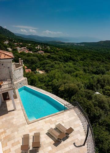 Villa Eve's Castle