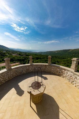 Villa Eve's Castle