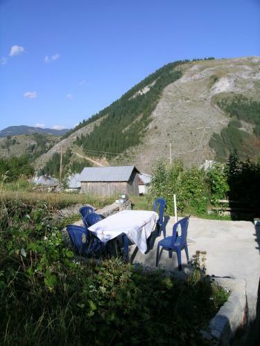 Hostal Kristal Guest House