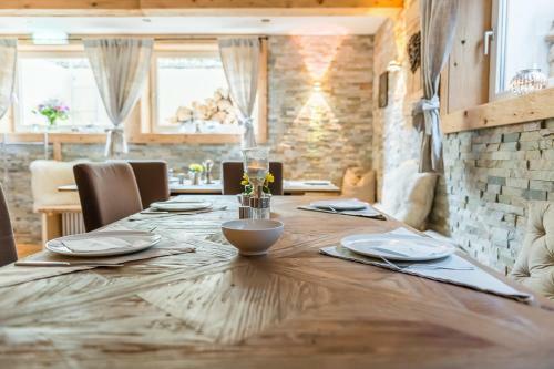 Hostal Hotel Garni - Chiemsee-pension-seebruck