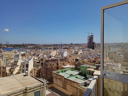 Wonderful Apartments With Shared Jacuzzi And Panorama Rooftop