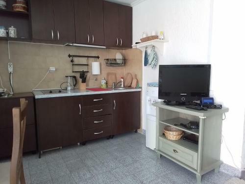Seaview Apartments