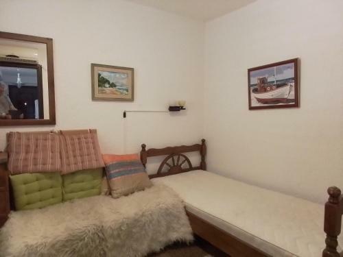 Seaview Apartments