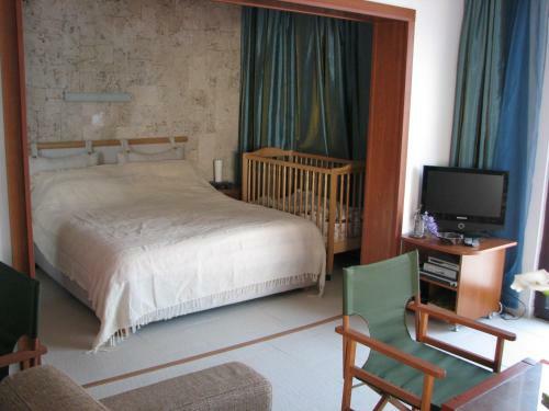 Seaview Apartments