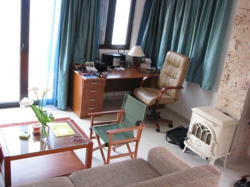 Seaview Apartments