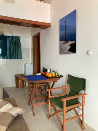 Seaview Apartments