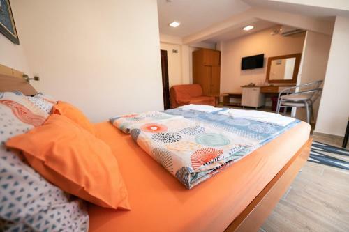 Bed & Breakfast Hotel Holiday-m