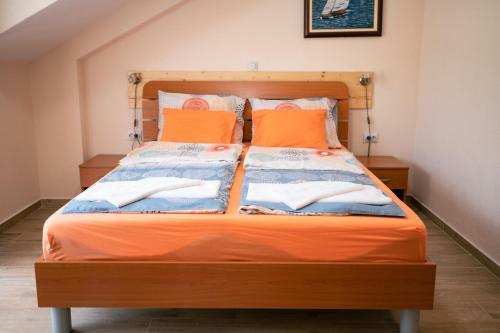 Bed & Breakfast Hotel Holiday-m