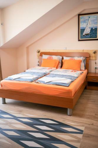 Bed & Breakfast Hotel Holiday-m