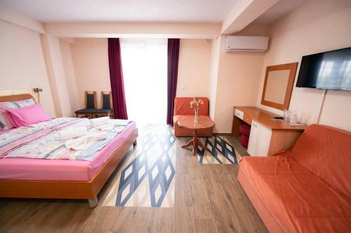 Bed & Breakfast Hotel Holiday-m