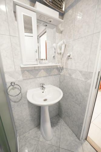 Bed & Breakfast Hotel Holiday-m