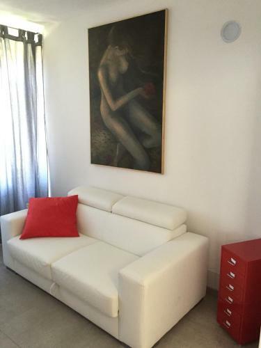 Apartamento Appartamento Rosso A 300 Mt Dal Centro Storico Di Aosta!