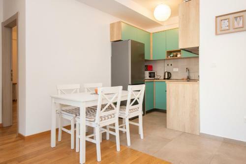 Regina Apartment