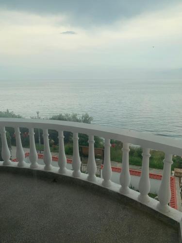 Apartment By The Sea