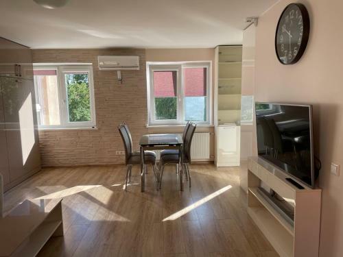 Viva Old Town Apartments