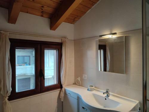 Apartamento Assemini Beautiful Mansarda Ss 130