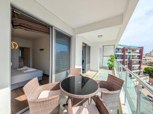 Apartmani Plavo Nebo