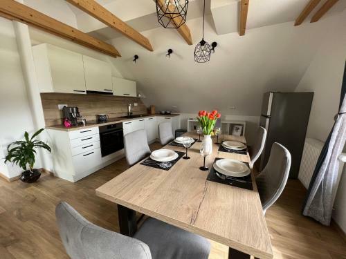 Apartma Ana