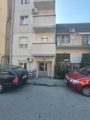 Apartman Ada