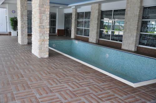 Apartamento Emerald Park Residence