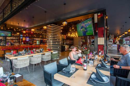 Aslan Corner Hotel