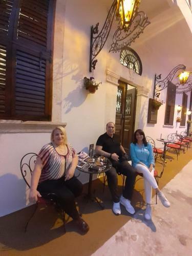 Hotel Ranjous Otel