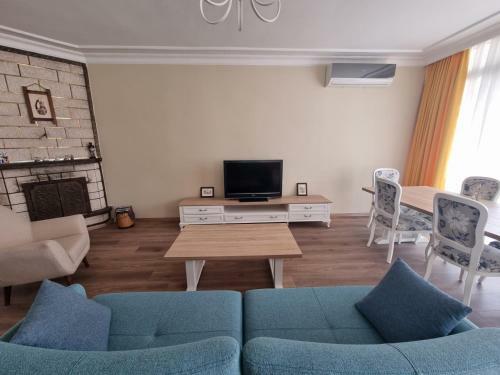 Gokcen Apartman?