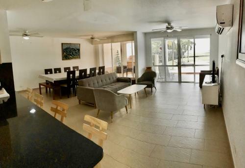 Casa Del Mar 56