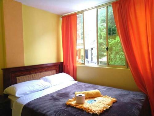Maria Mercedes Hostal