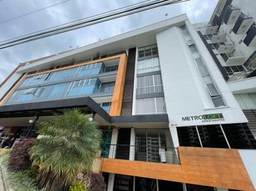 M402- Apartaestudio Tipo Loft En El Norte (av 19)