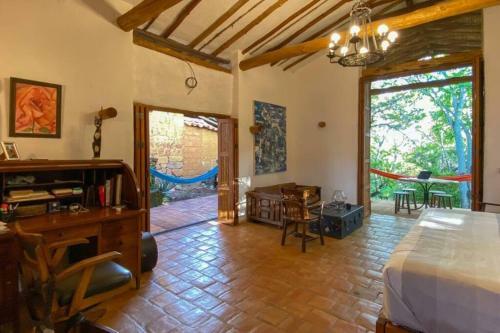 Casa-taller El Paraiso (vacina A Casa El Paraiso)
