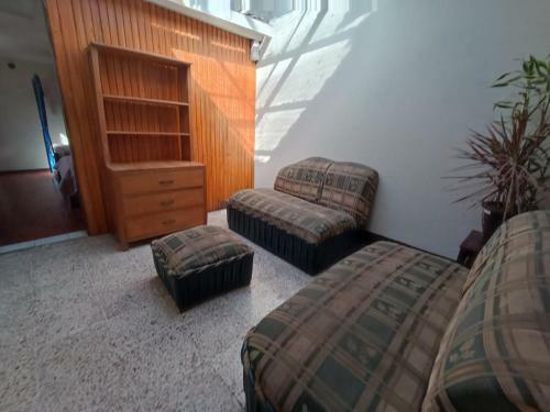 Alojamiento Hostal Reshouse