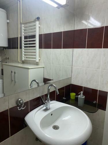 Hill Apartment