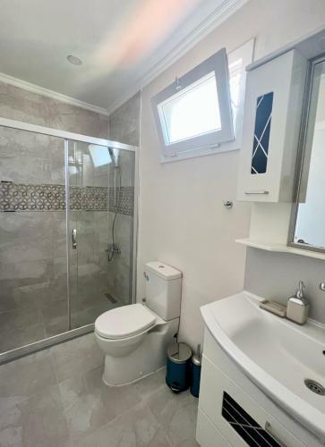 Ala�at? Renovated Villa With Large Pool