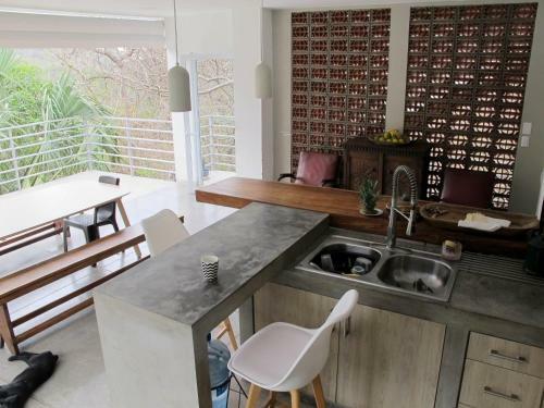 Xanadu, La Joya Surf House