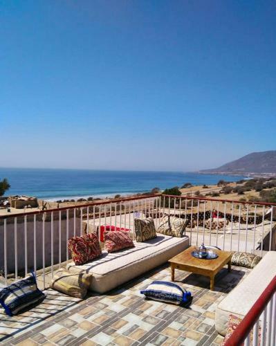 Beach House Moknari