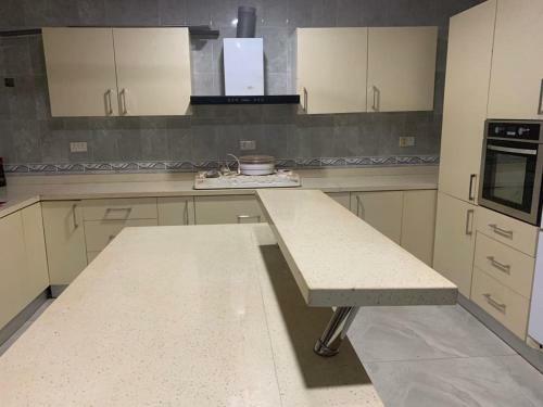 Impeccable 1-bed Apartment In Tema