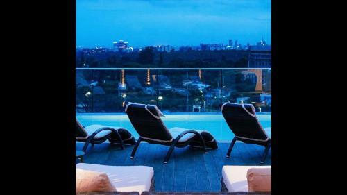 Hostal Room In Bb - Trademark Hotel, Terrace King Single Room