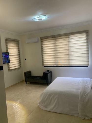 Apartamento Grey Manor Shortlet Homes