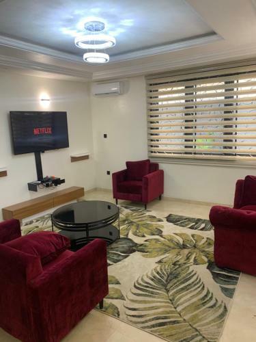 Apartamento Grey Manor Shortlet Homes