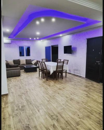 Villa Ilyes Equip� Avec Piscine Sans Vis A Vis