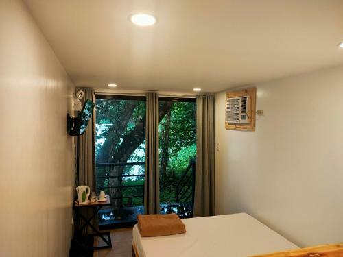 Kaliraya Surf Kamp By Eco Hotel Laguna