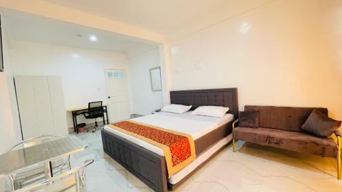 Legends Hotel