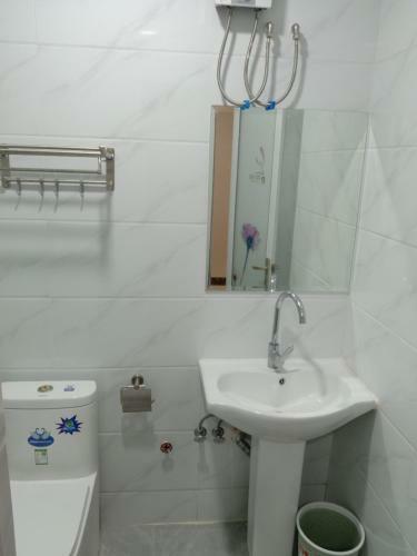 Meaco Royal Hotel- Lucena
