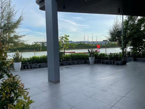 Studio Serviced Apartments