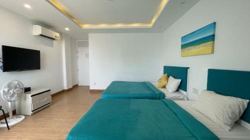 Lyn's Hotel & Apartment