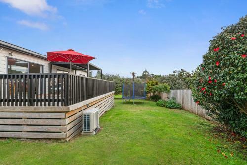 Raglan Beach Retreat - Raglan Holiday Home