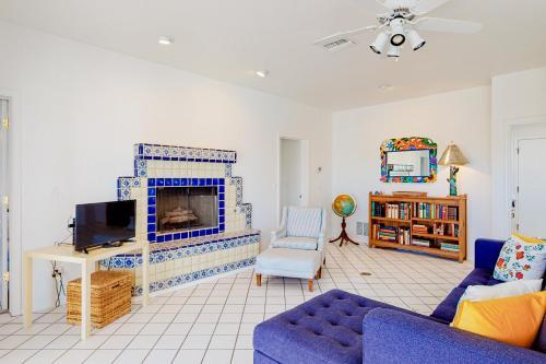 Skyline Foothills Retreat